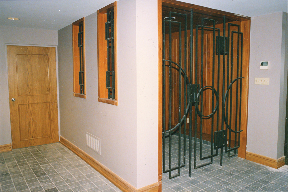 wine-holding cell.252.jpg